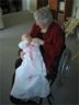 88 års aldersforskel mellem Caroline og oldemor